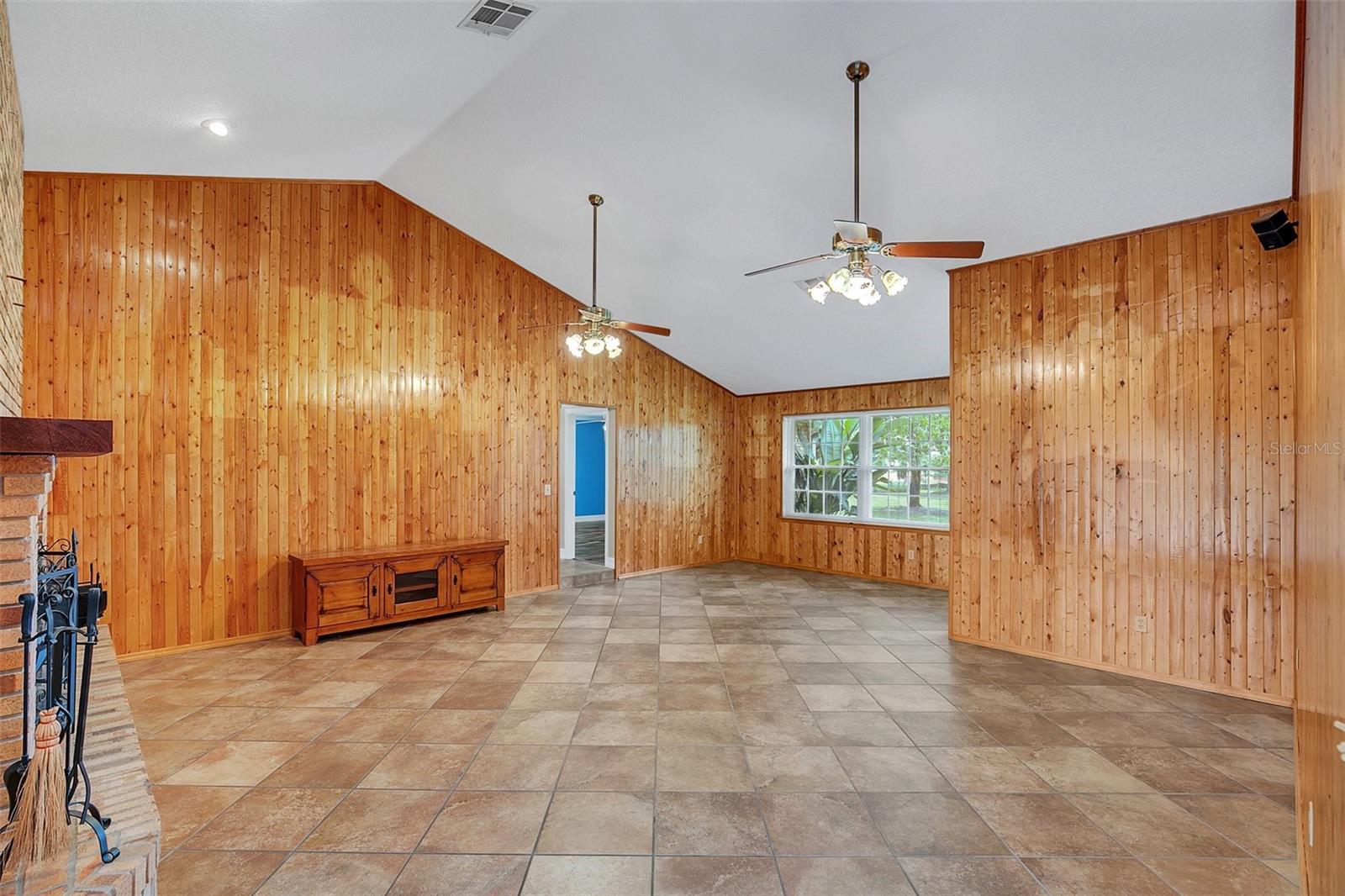 SOUTH SEMORAN FARMS UN 2 UNREC - Residential