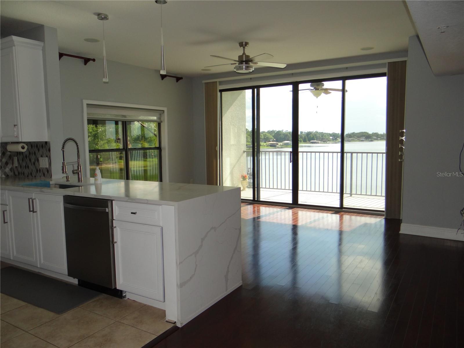 WINDWARD/LK CONWAY - Residential Lease