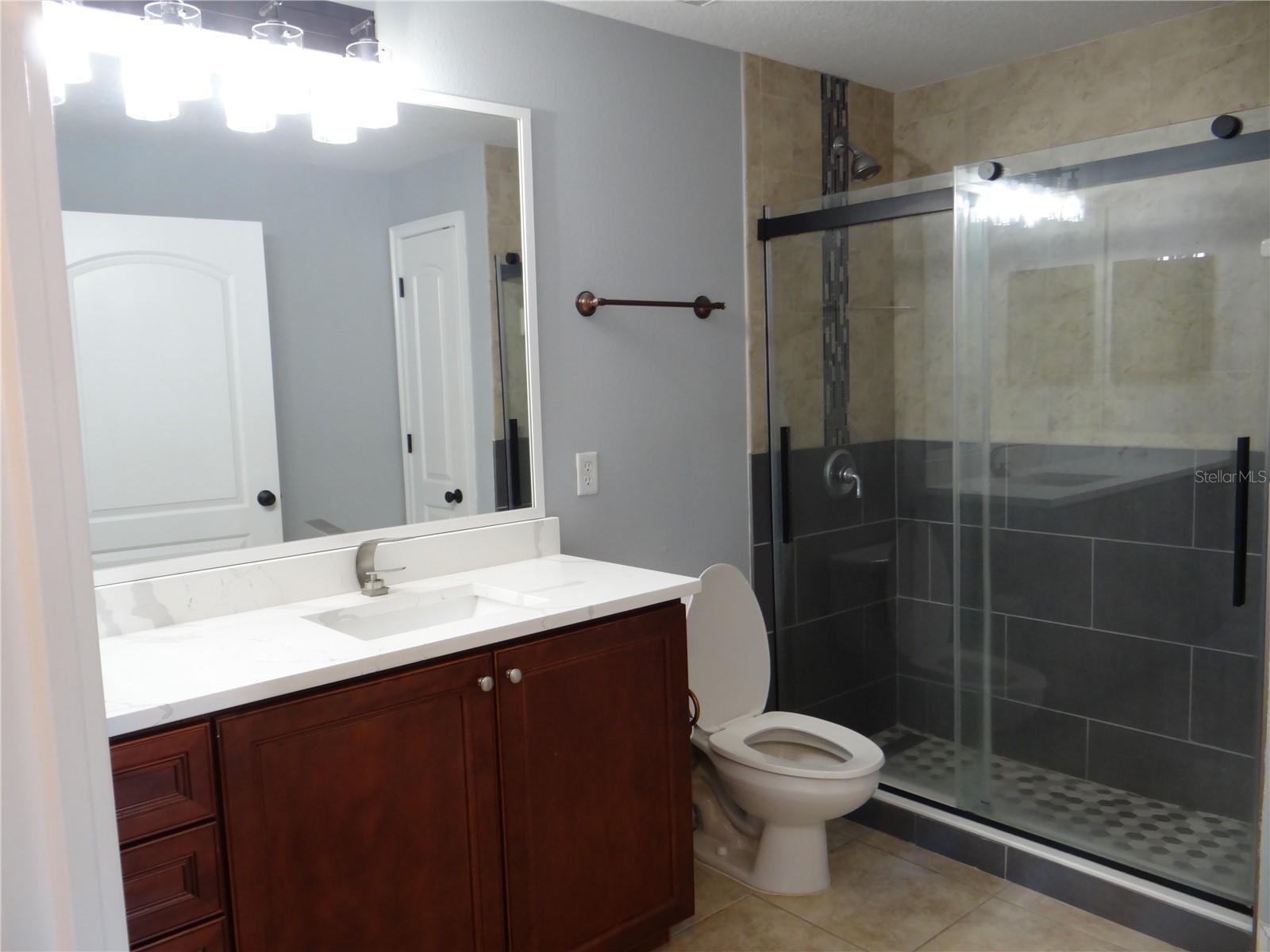 WINDWARD/LK CONWAY - Residential Lease