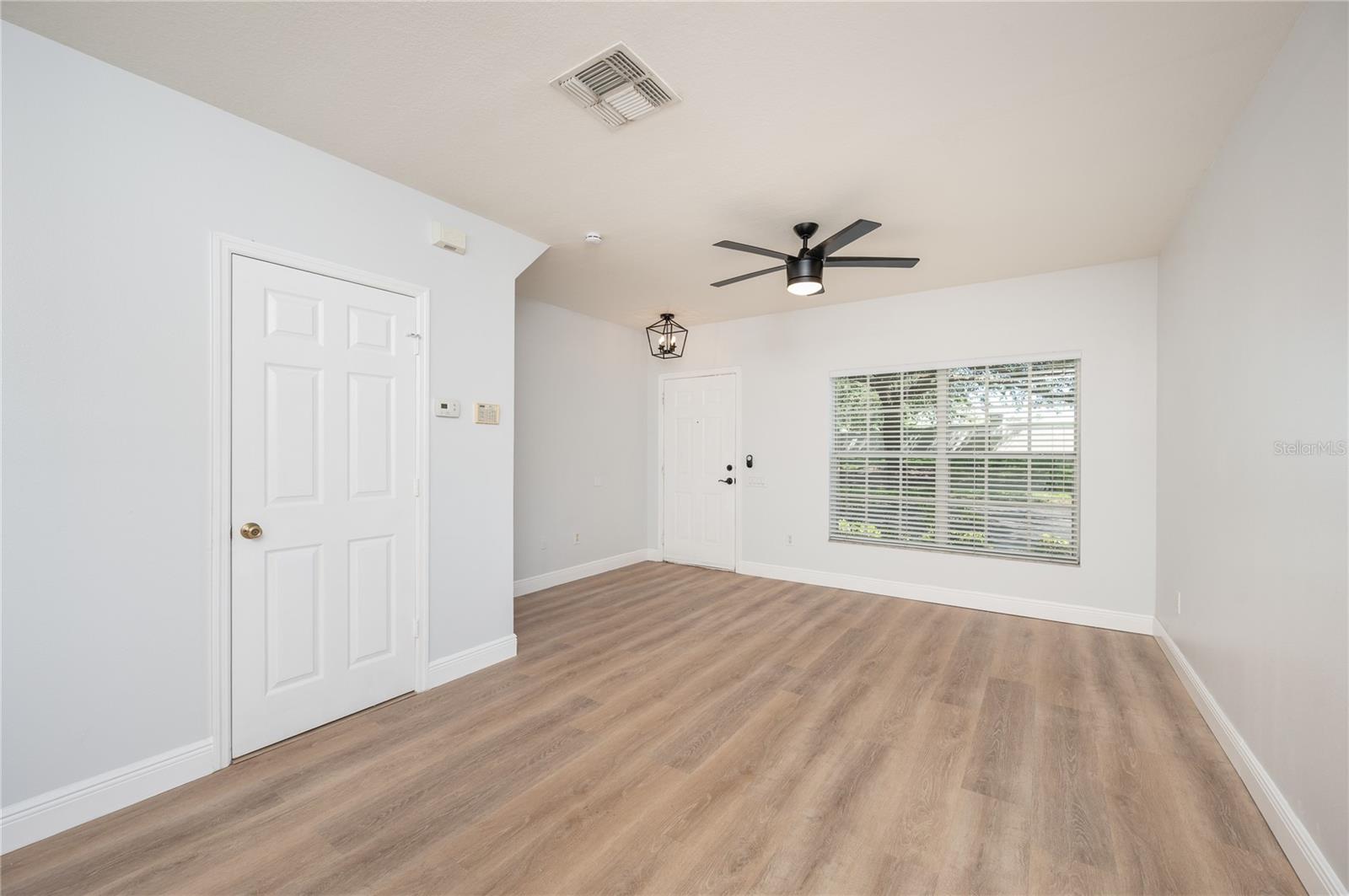 CHASE TWNHMS - Residential Lease