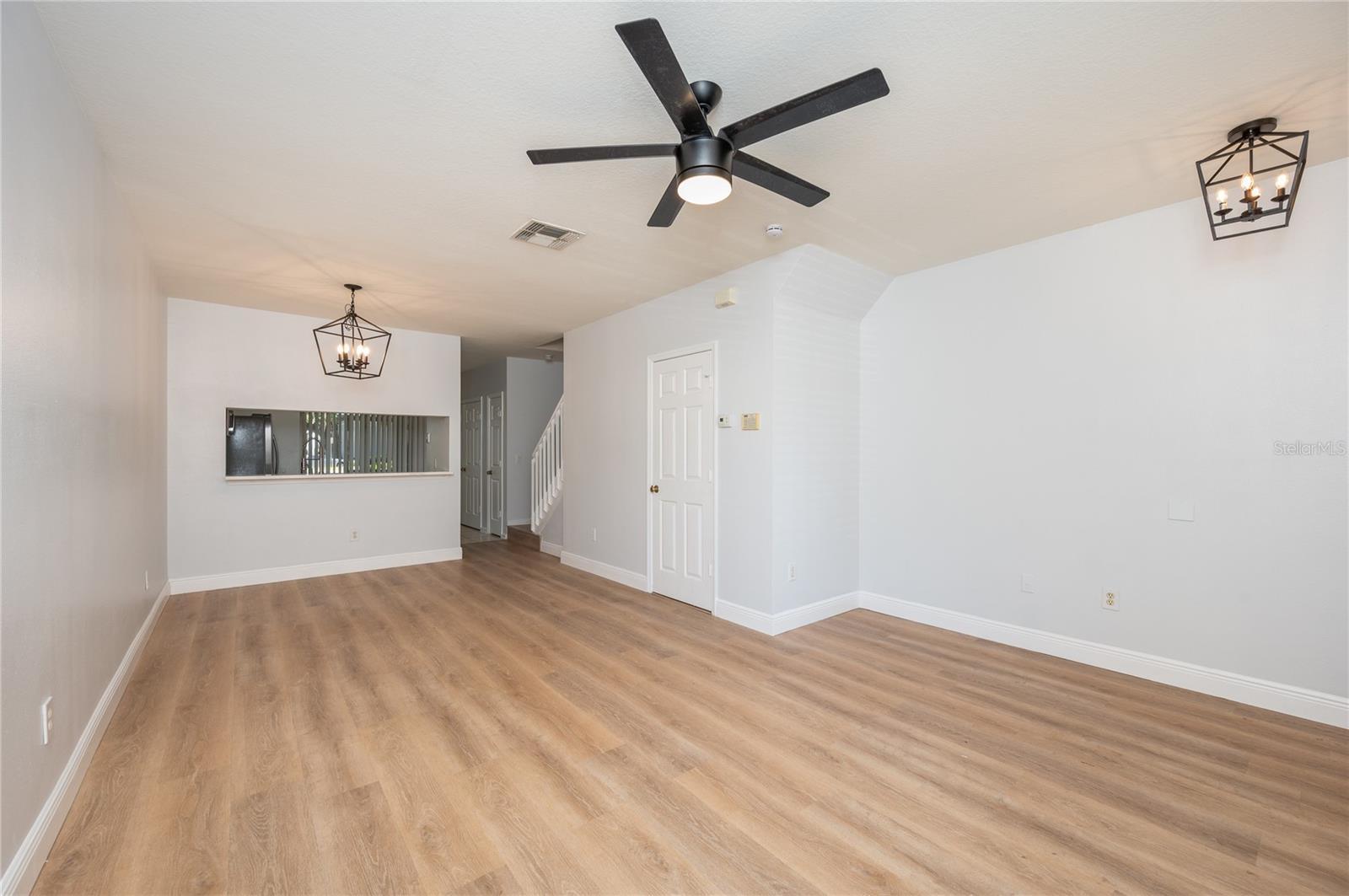CHASE TWNHMS - Residential Lease