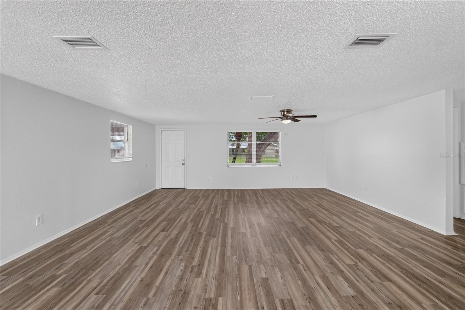 BAY CREST PARK UNIT 01 - Residential