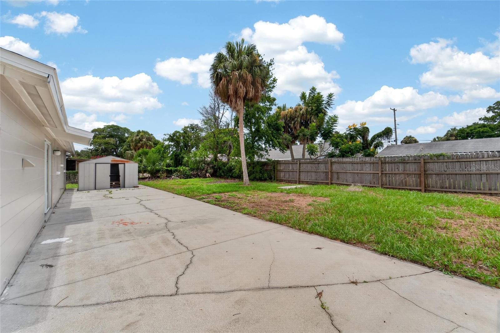 BAY CREST PARK UNIT 01 - Residential