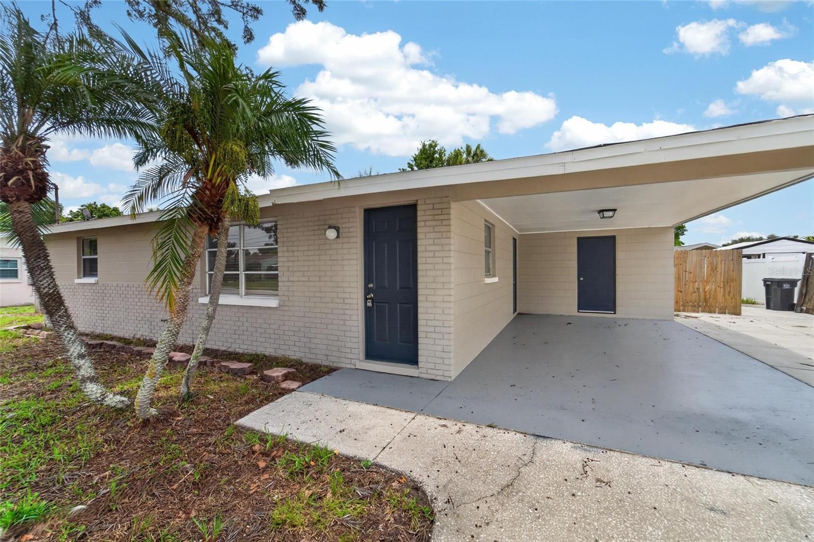 BAY CREST PARK UNIT 01 - Residential