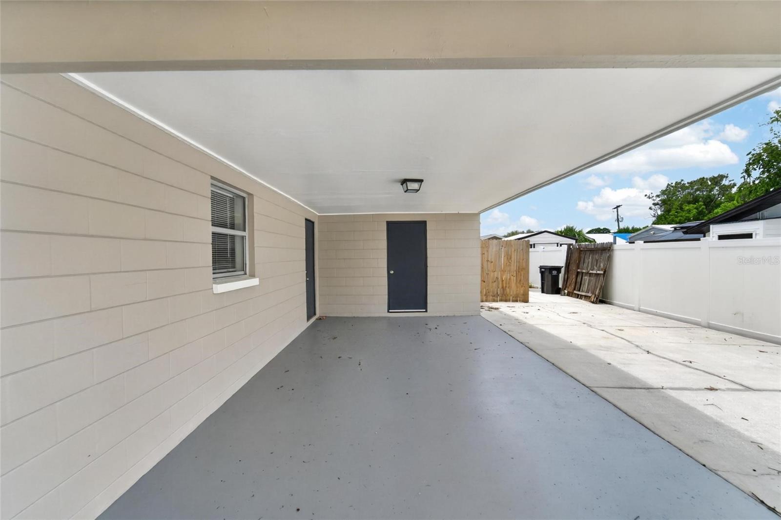 BAY CREST PARK UNIT 01 - Residential