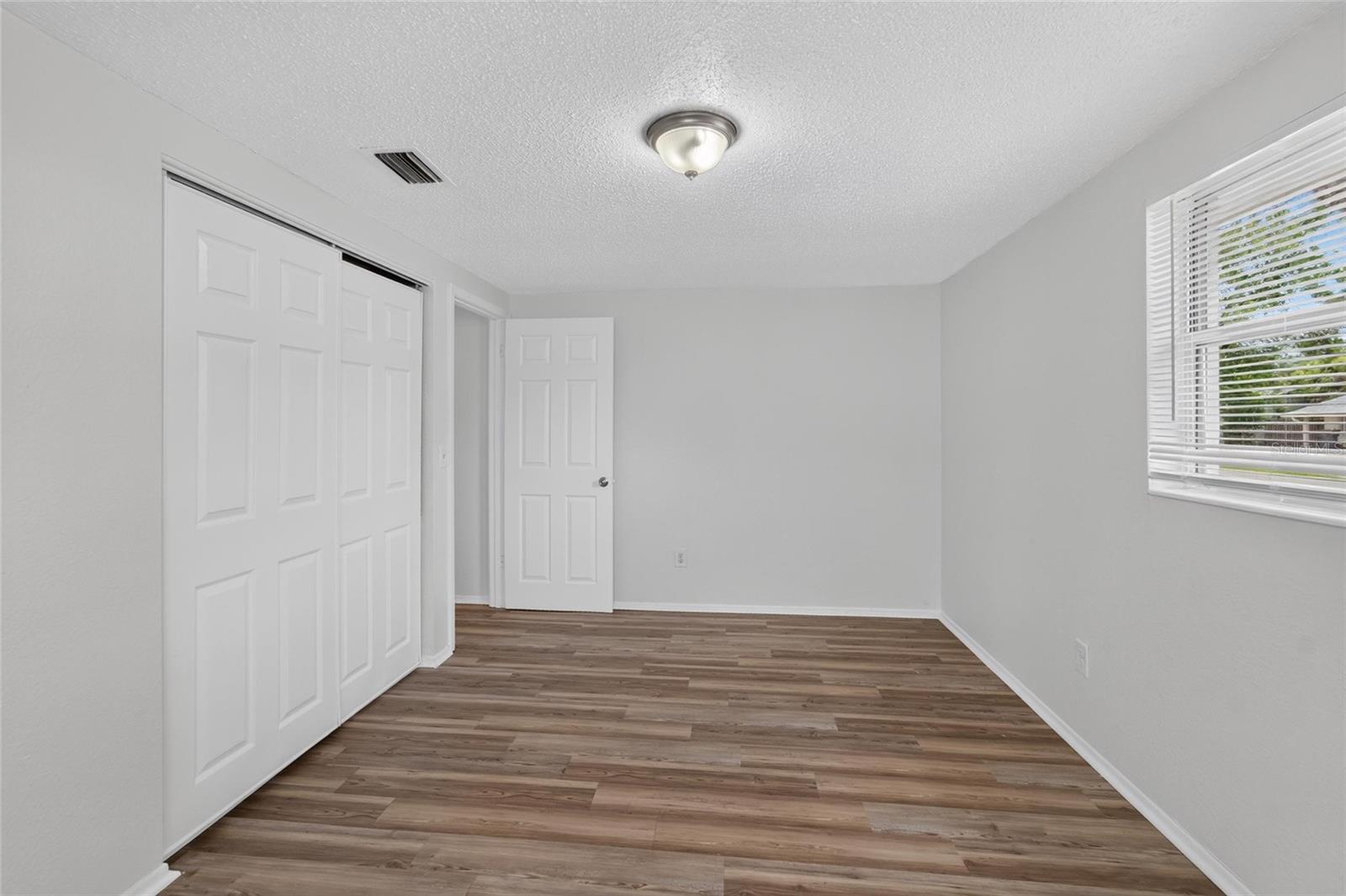 BAY CREST PARK UNIT 01 - Residential