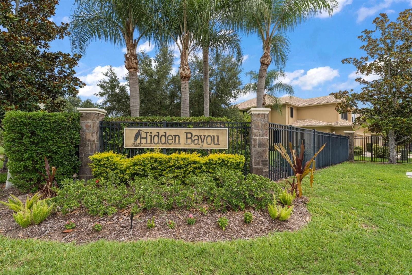 HIDDEN BAYOU TWNHMS - Residential