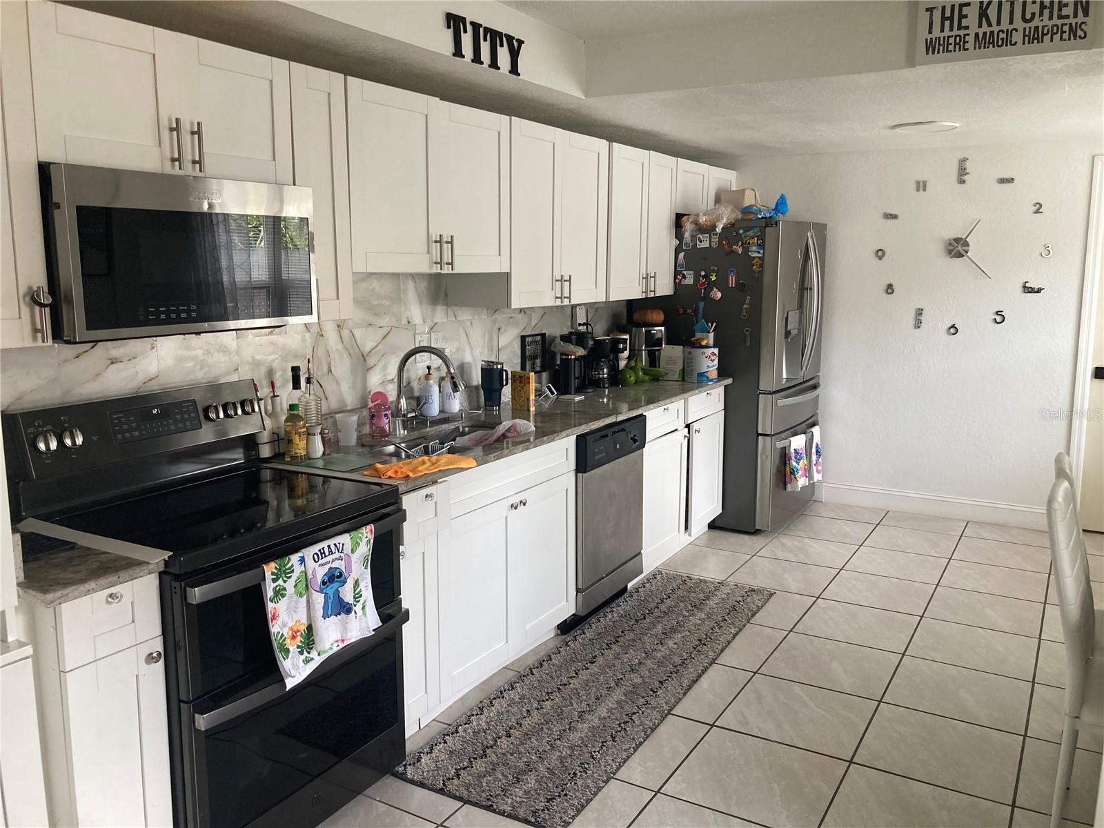 SUNSET POINT 1ST ADDITION - Residential