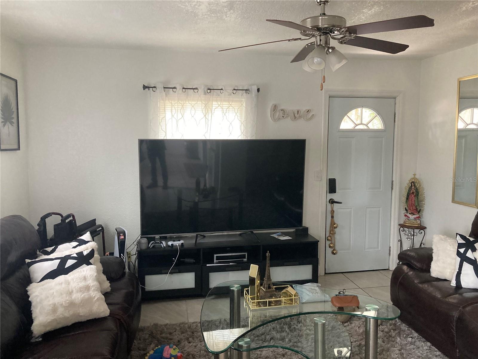 SUNSET POINT 1ST ADDITION - Residential