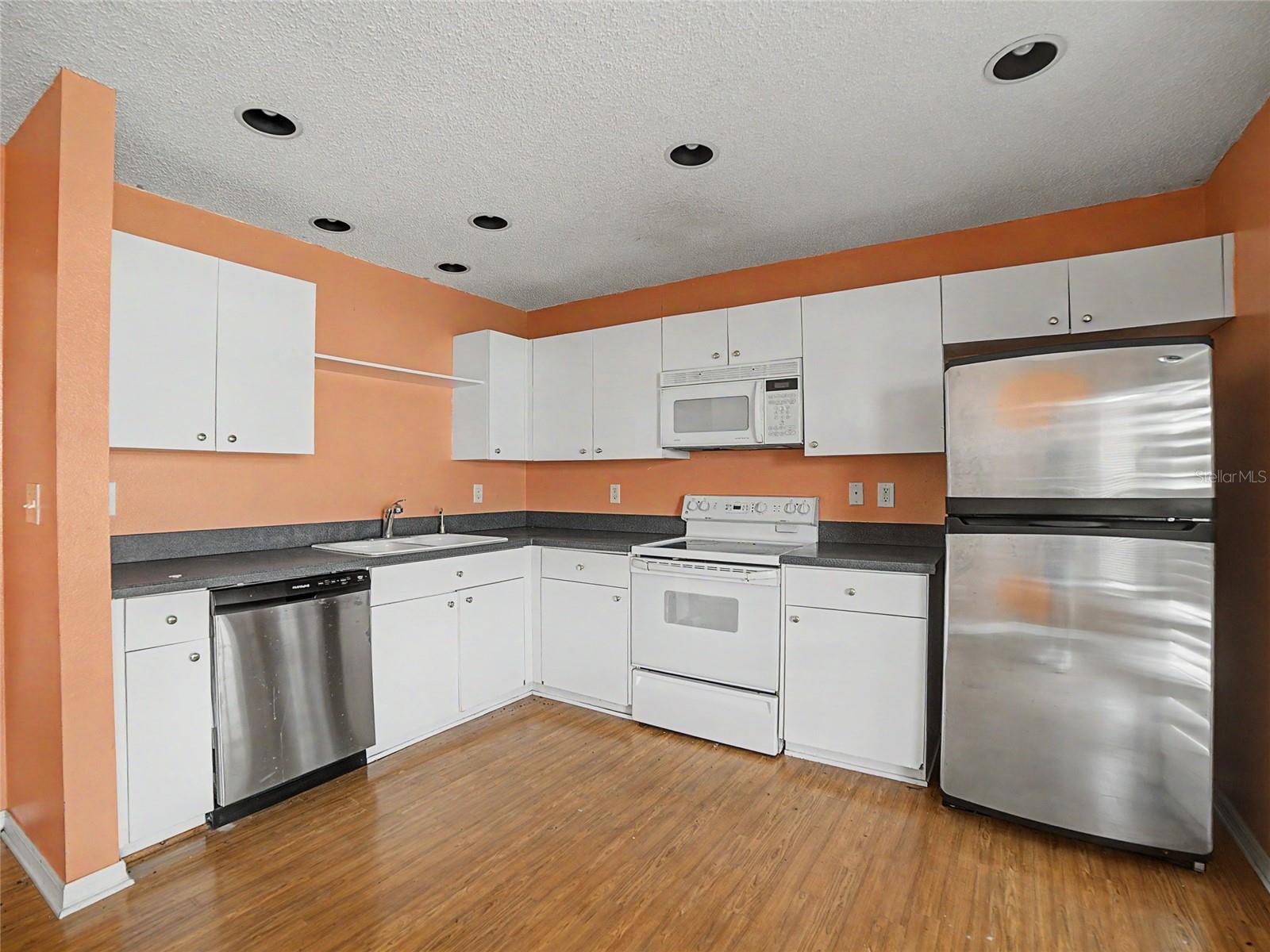 WESLEY POINTE PH 01 - Residential
