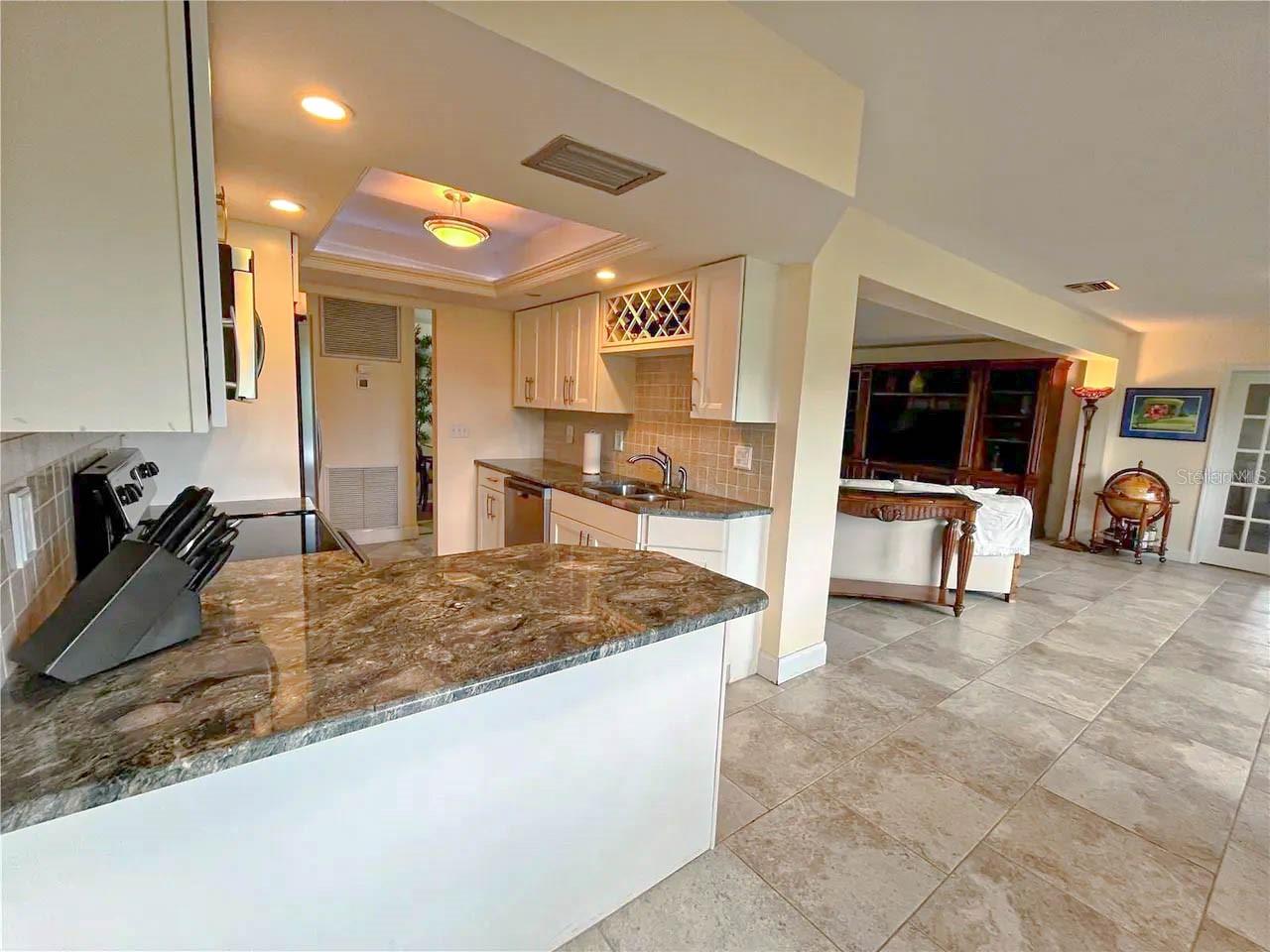 VILLAGE GREEN CLUB ESTATES - Residential