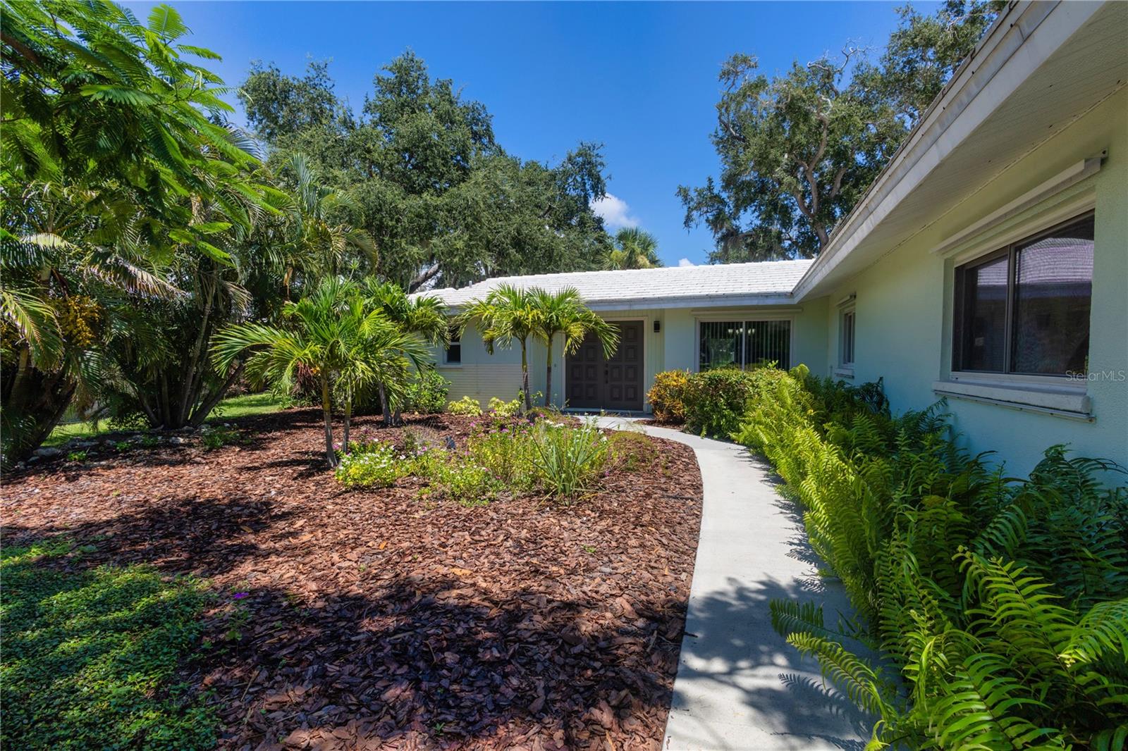 VILLAGE GREEN CLUB ESTATES - Residential