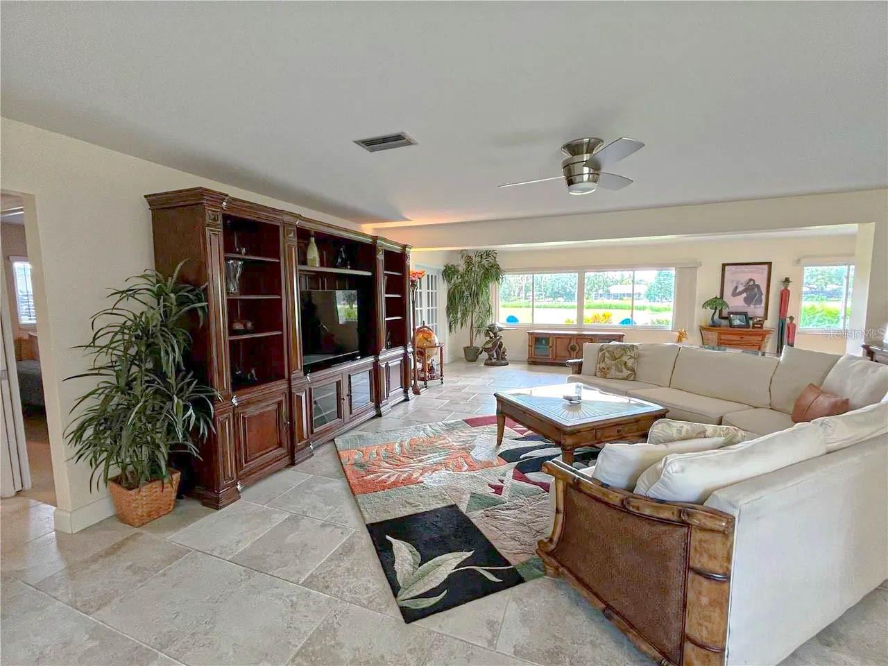 VILLAGE GREEN CLUB ESTATES - Residential