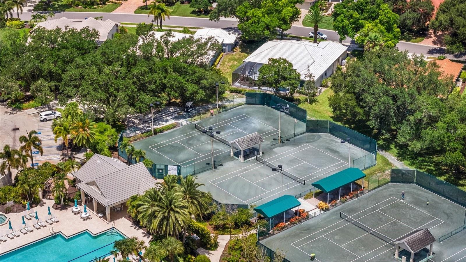 VENICE GOLF & COUNTRY CLUB - Residential