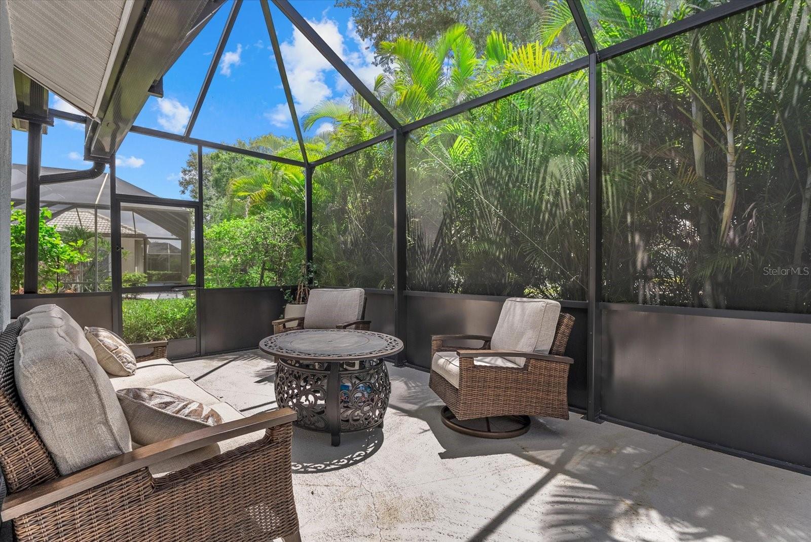 VENICE GOLF & COUNTRY CLUB - Residential