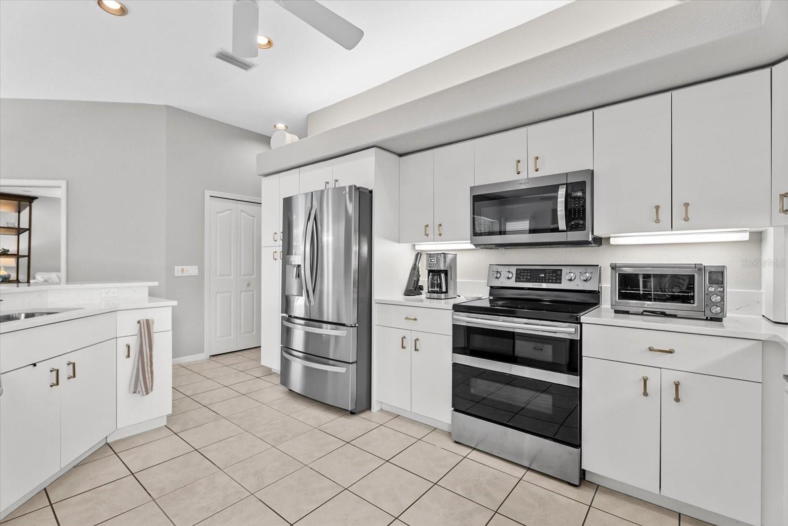 VENICE GOLF & COUNTRY CLUB - Residential
