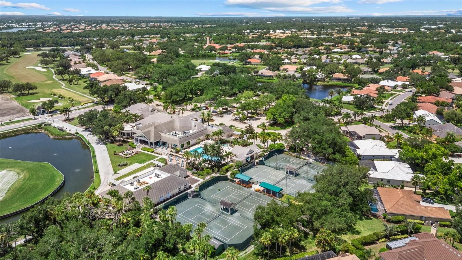 VENICE GOLF & COUNTRY CLUB - Residential