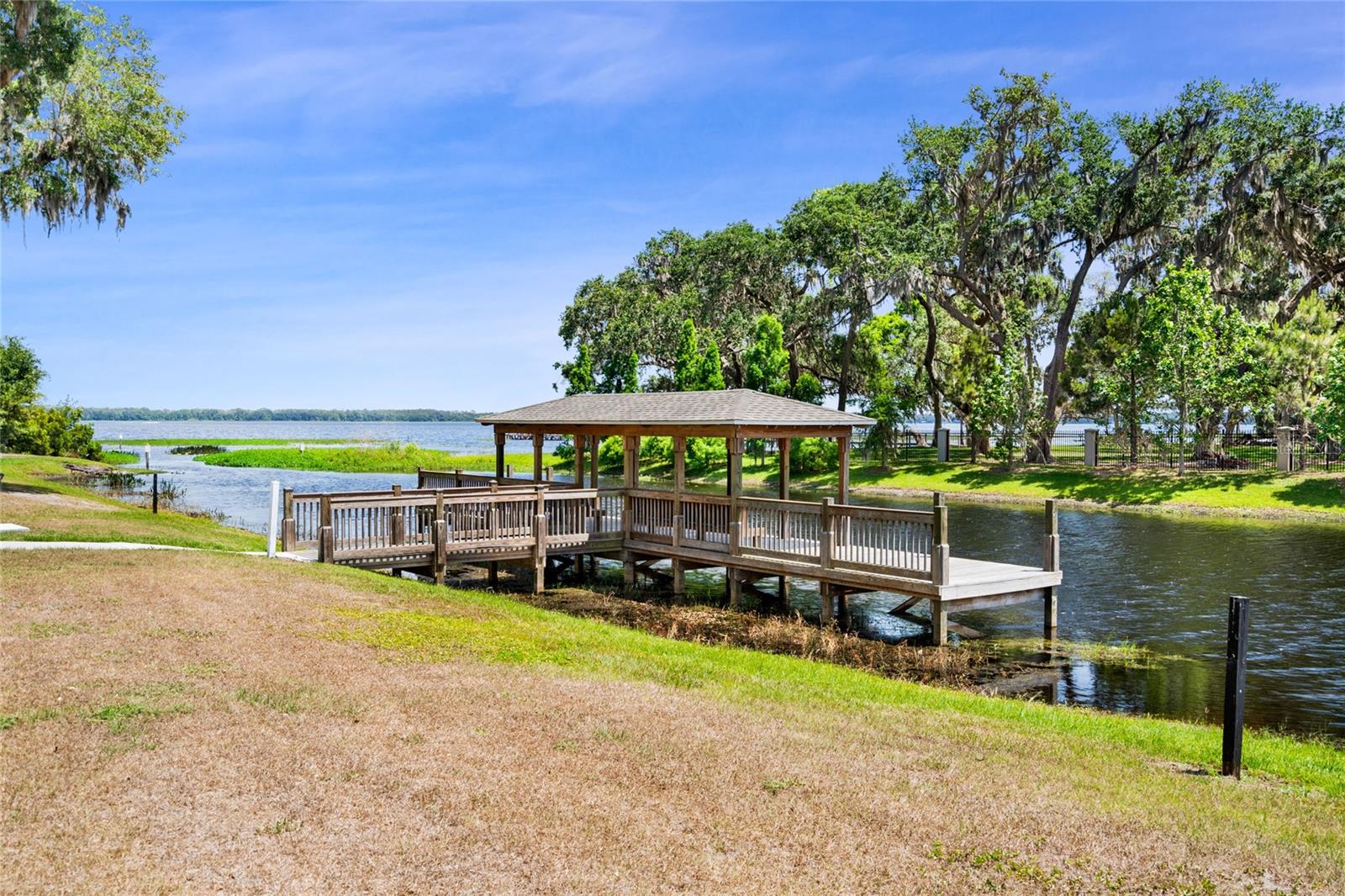 HANOVER LAKES PH 3 - Residential