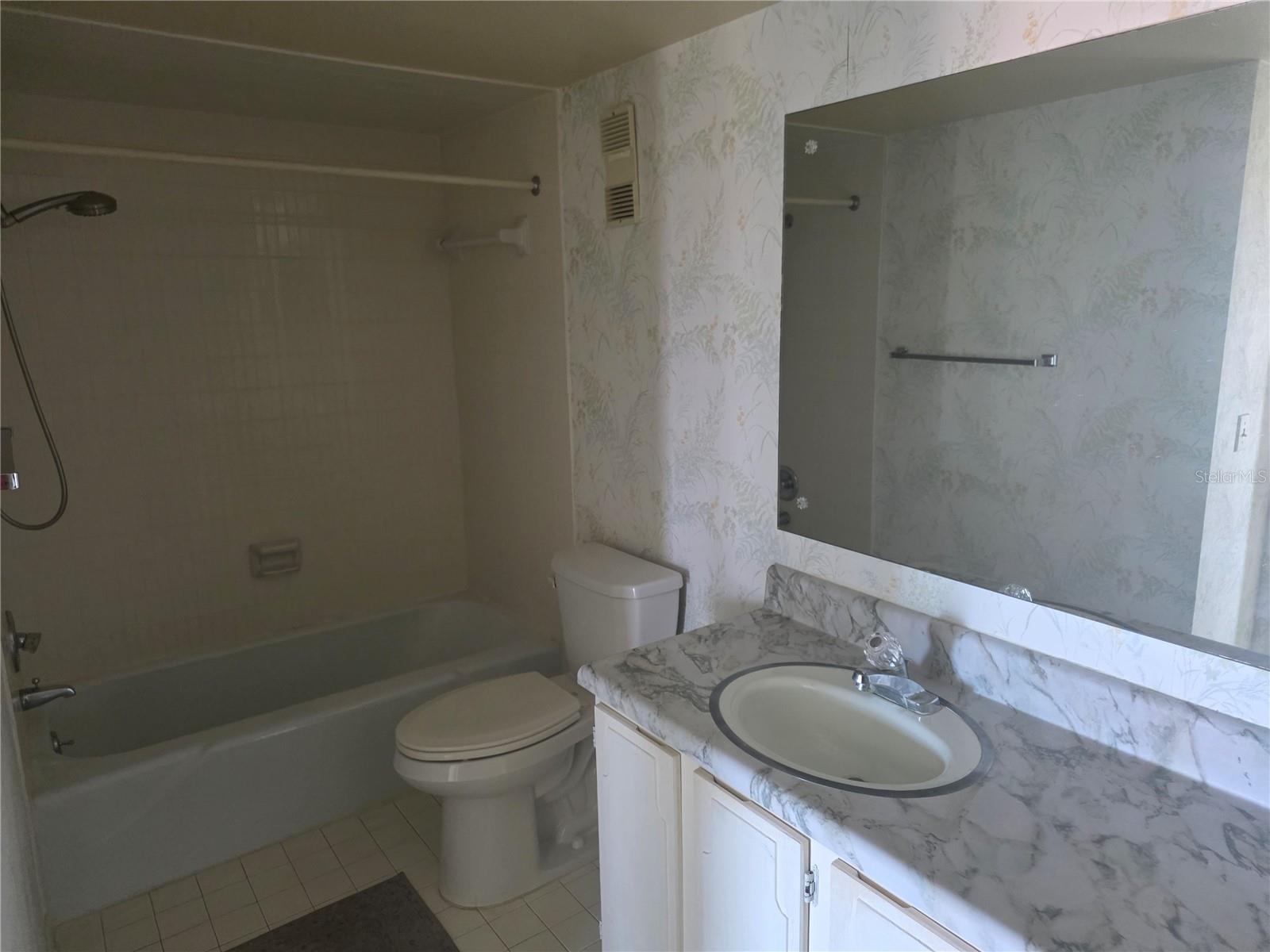 BAYWAY ISLES POINT BRITTANY SIX - Residential Lease