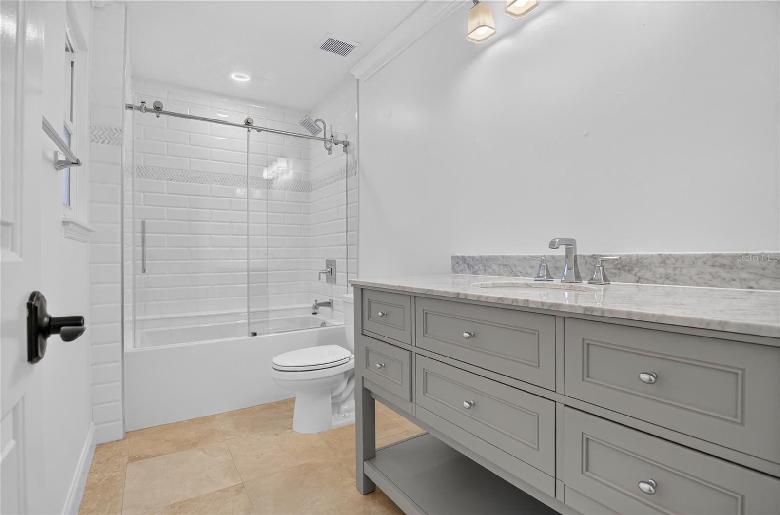 MUIRFIELD VILLAGE - Residential