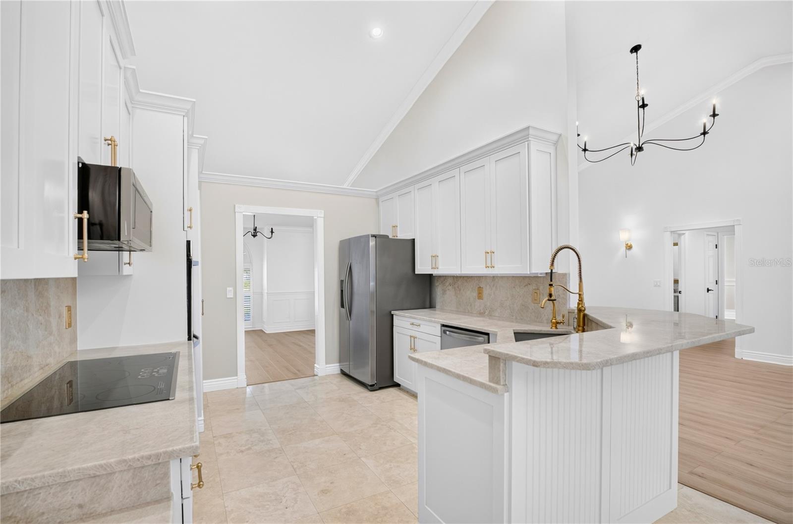 MUIRFIELD VILLAGE - Residential