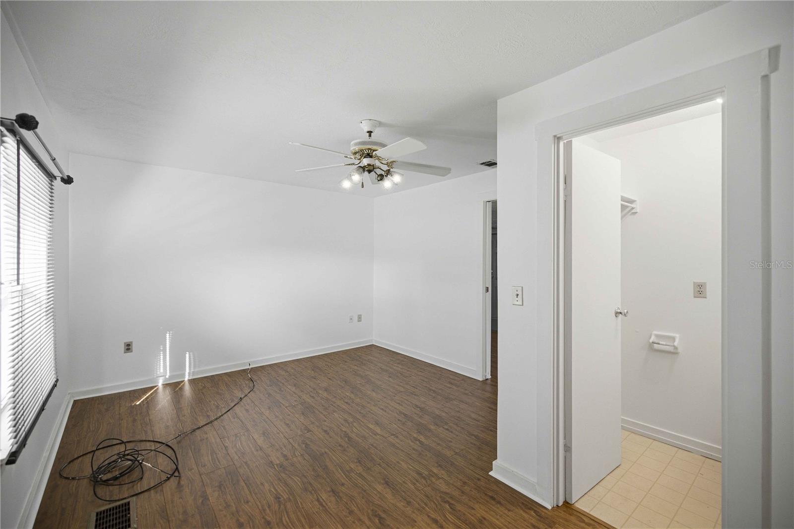 BELLEVIEW - Residential