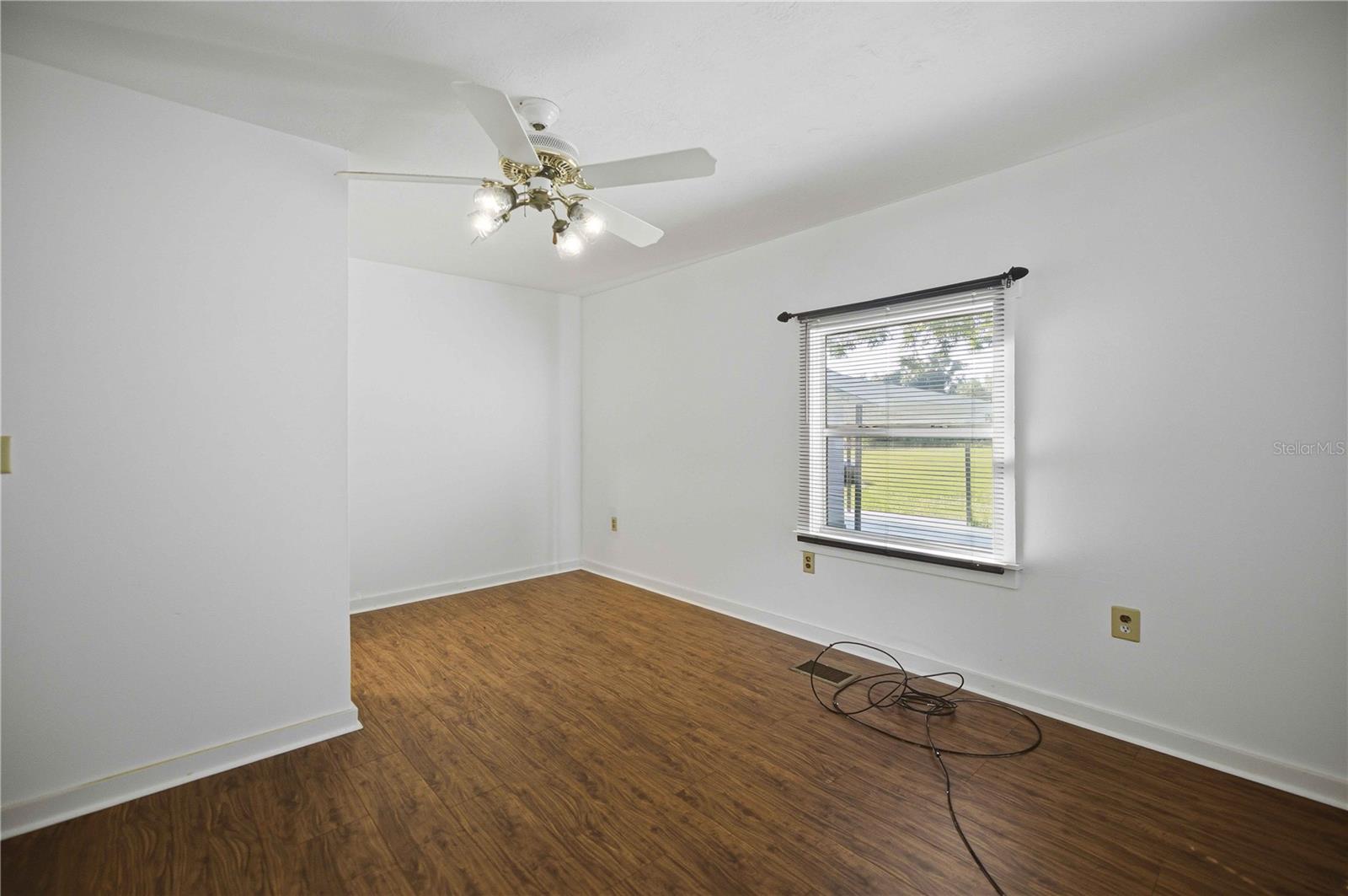 BELLEVIEW - Residential