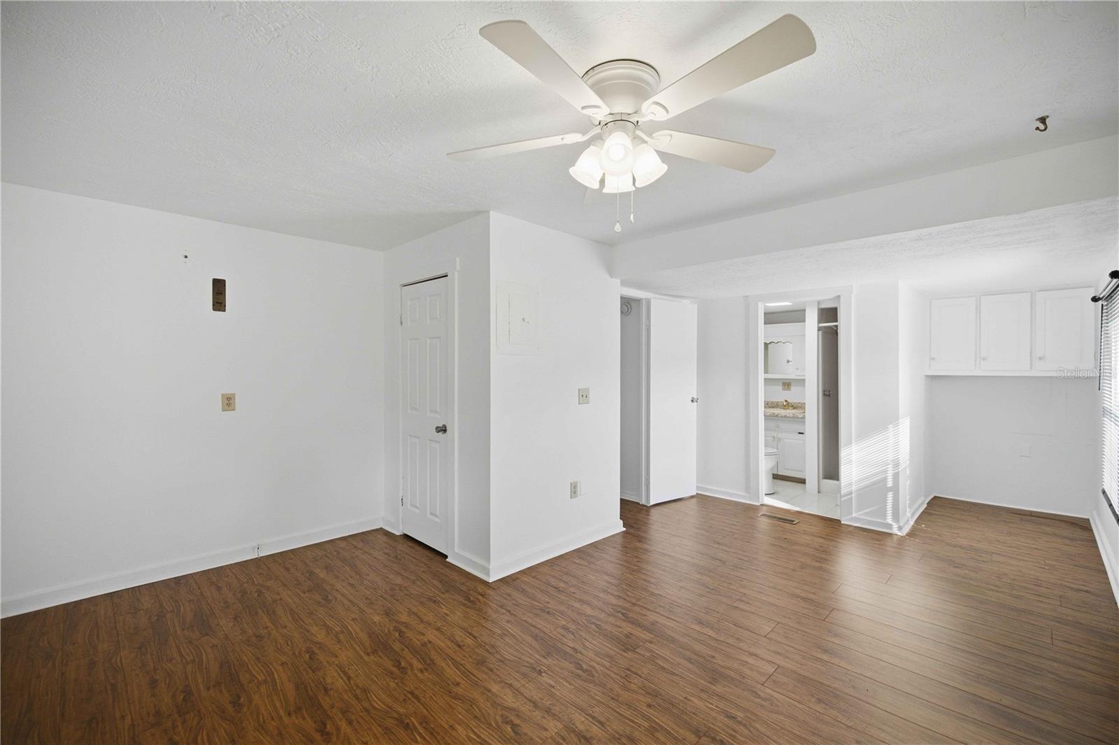 BELLEVIEW - Residential