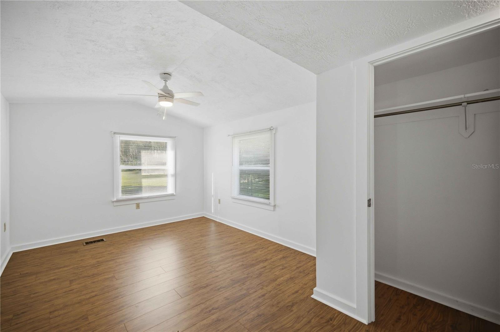 BELLEVIEW - Residential