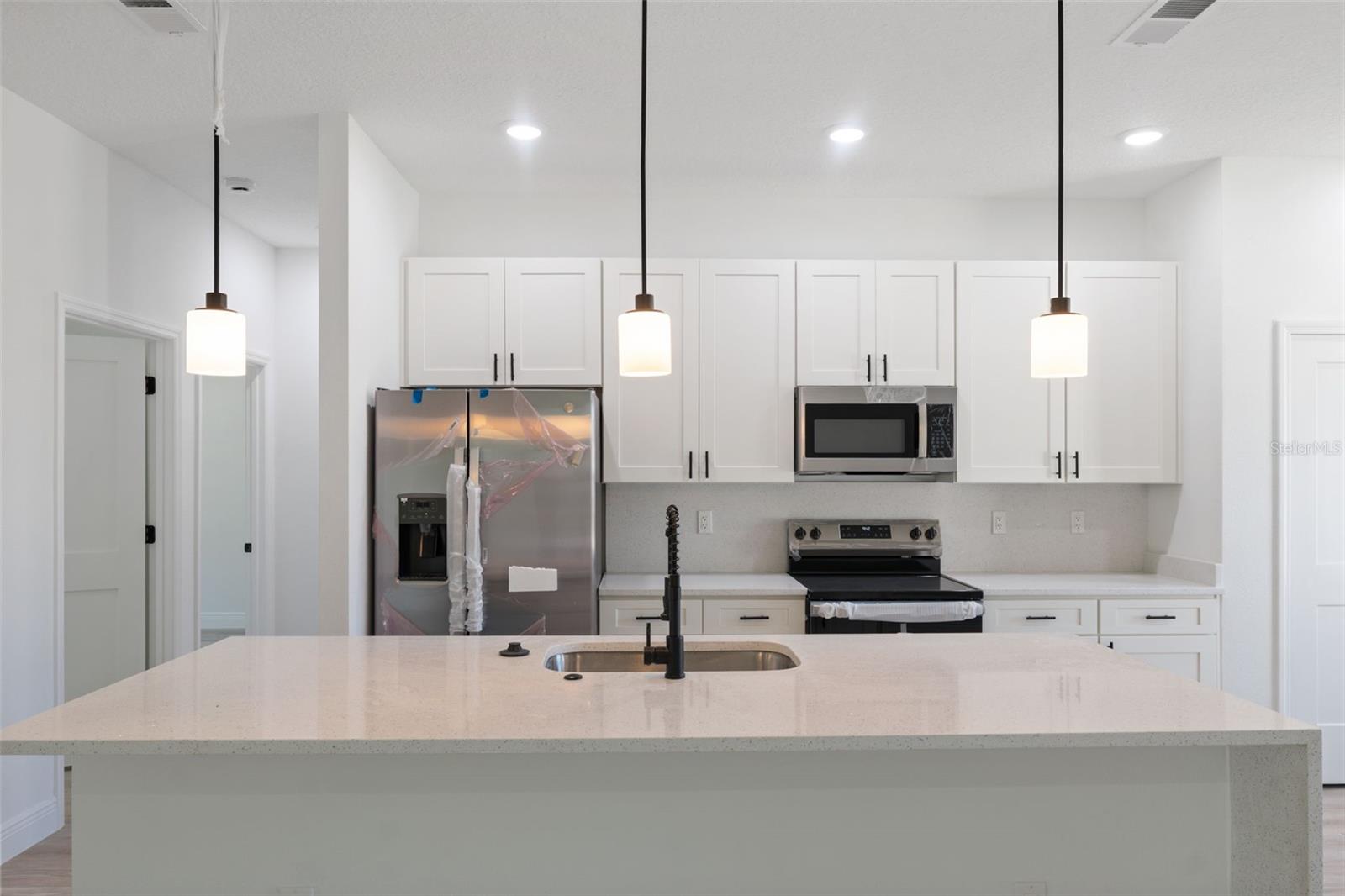 MARION OAKS UN 03 - Residential Lease