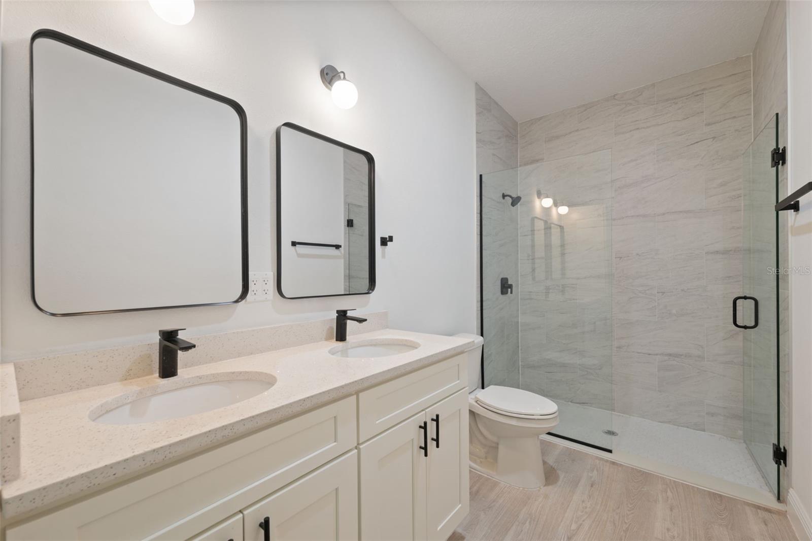 MARION OAKS UN 03 - Residential Lease