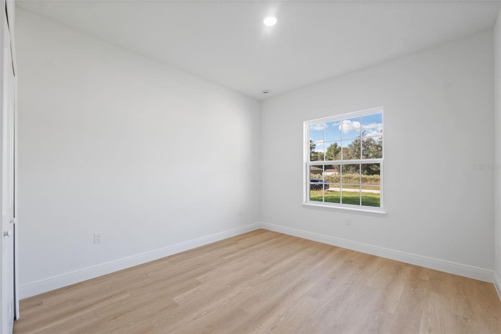 MARION OAKS UN 03 - Residential Lease