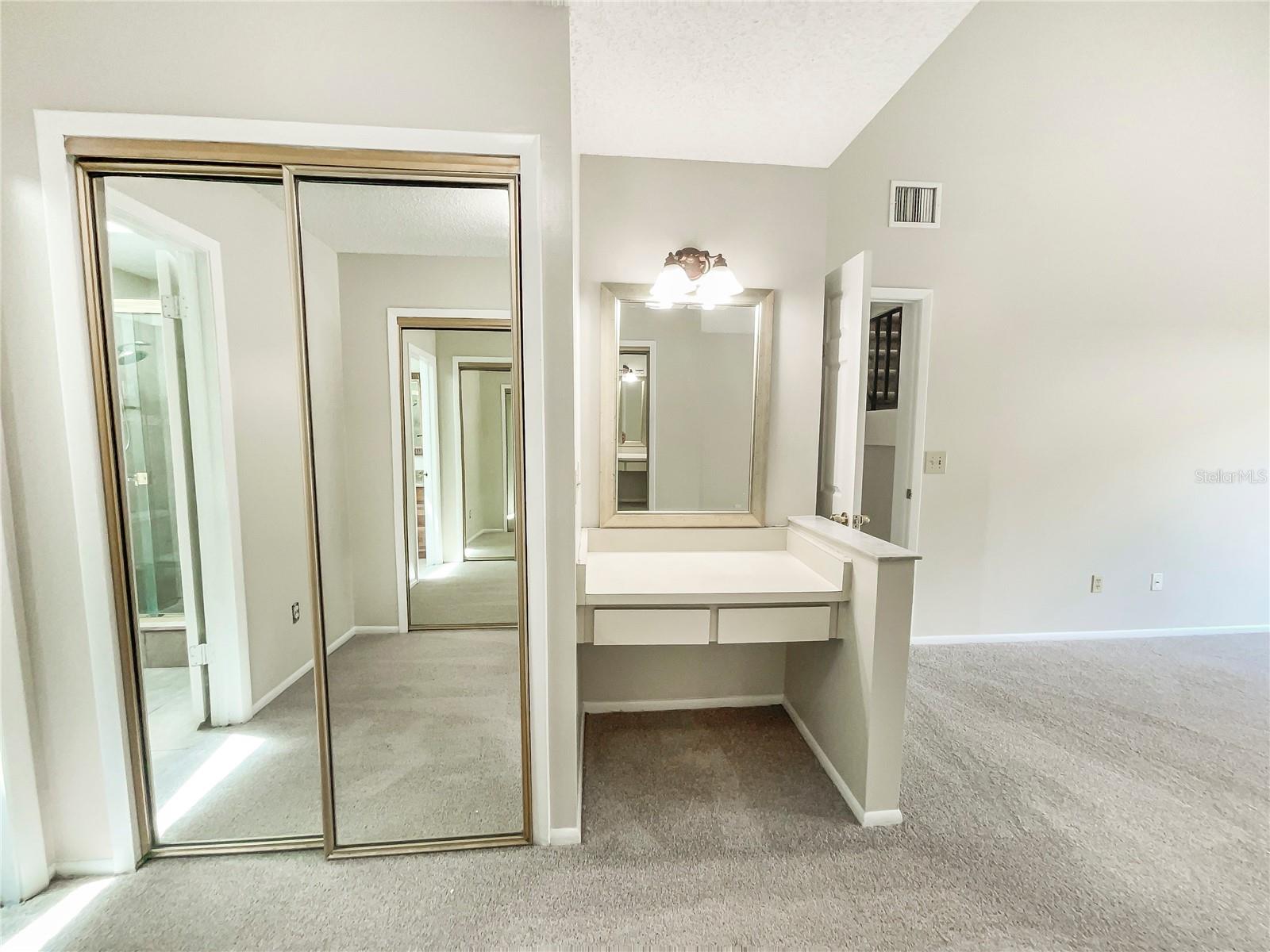HUNTERS GLEN - Residential