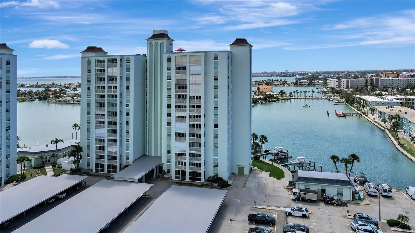 THREE PALMS POINTE CONDO - Residential