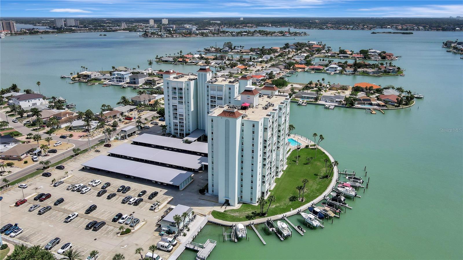 THREE PALMS POINTE CONDO - Residential