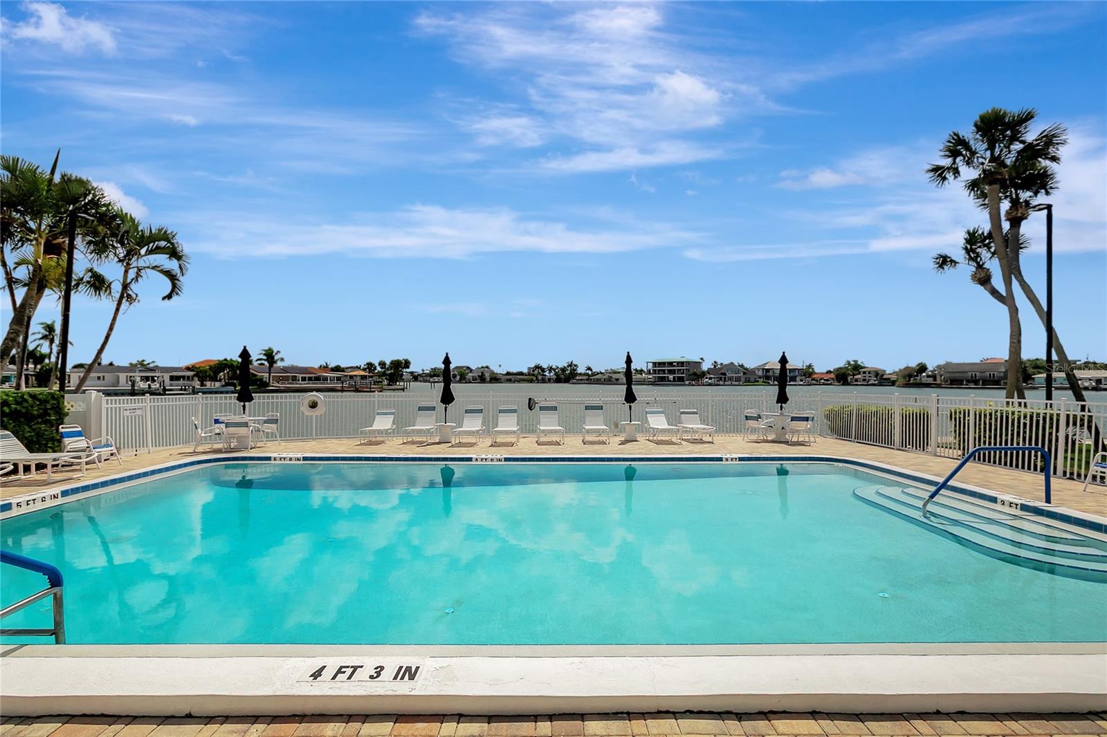 THREE PALMS POINTE CONDO - Residential