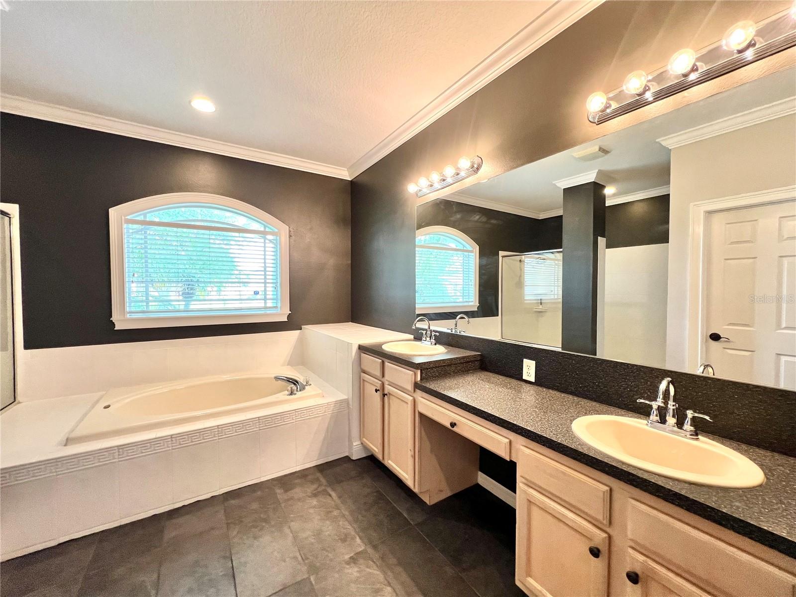DUNCAN GROVES - Residential Lease