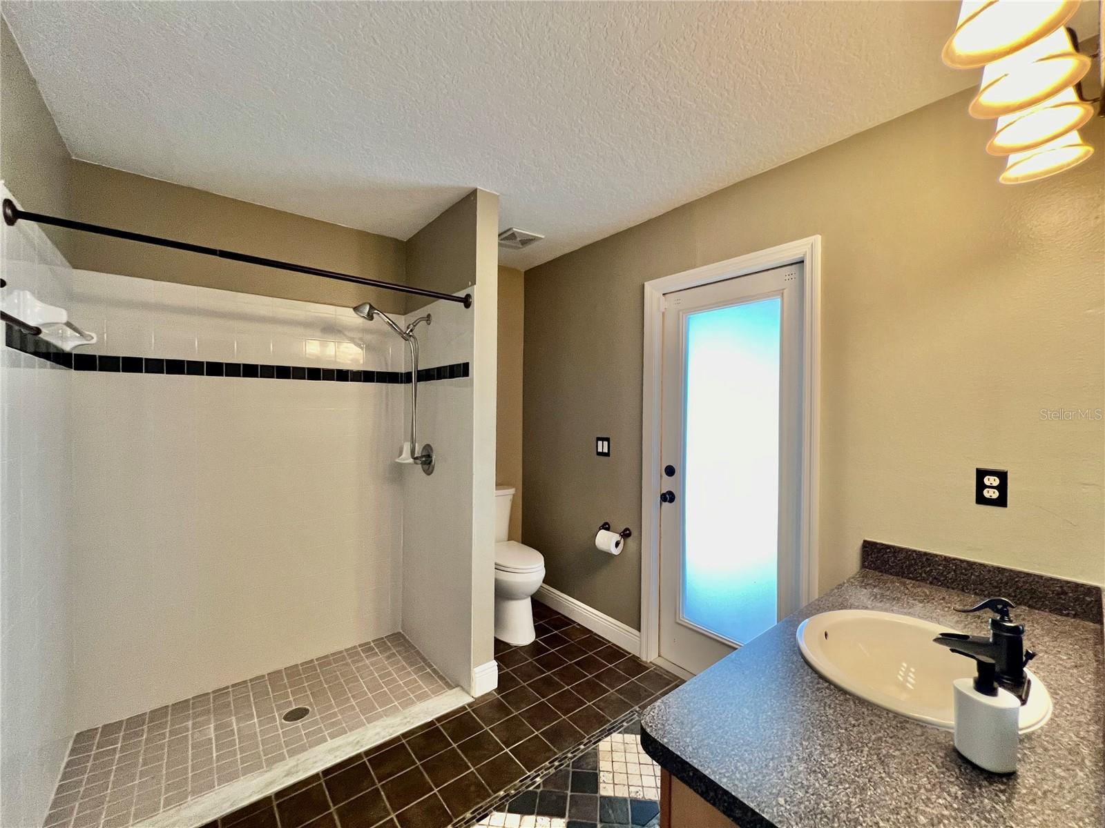 DUNCAN GROVES - Residential Lease