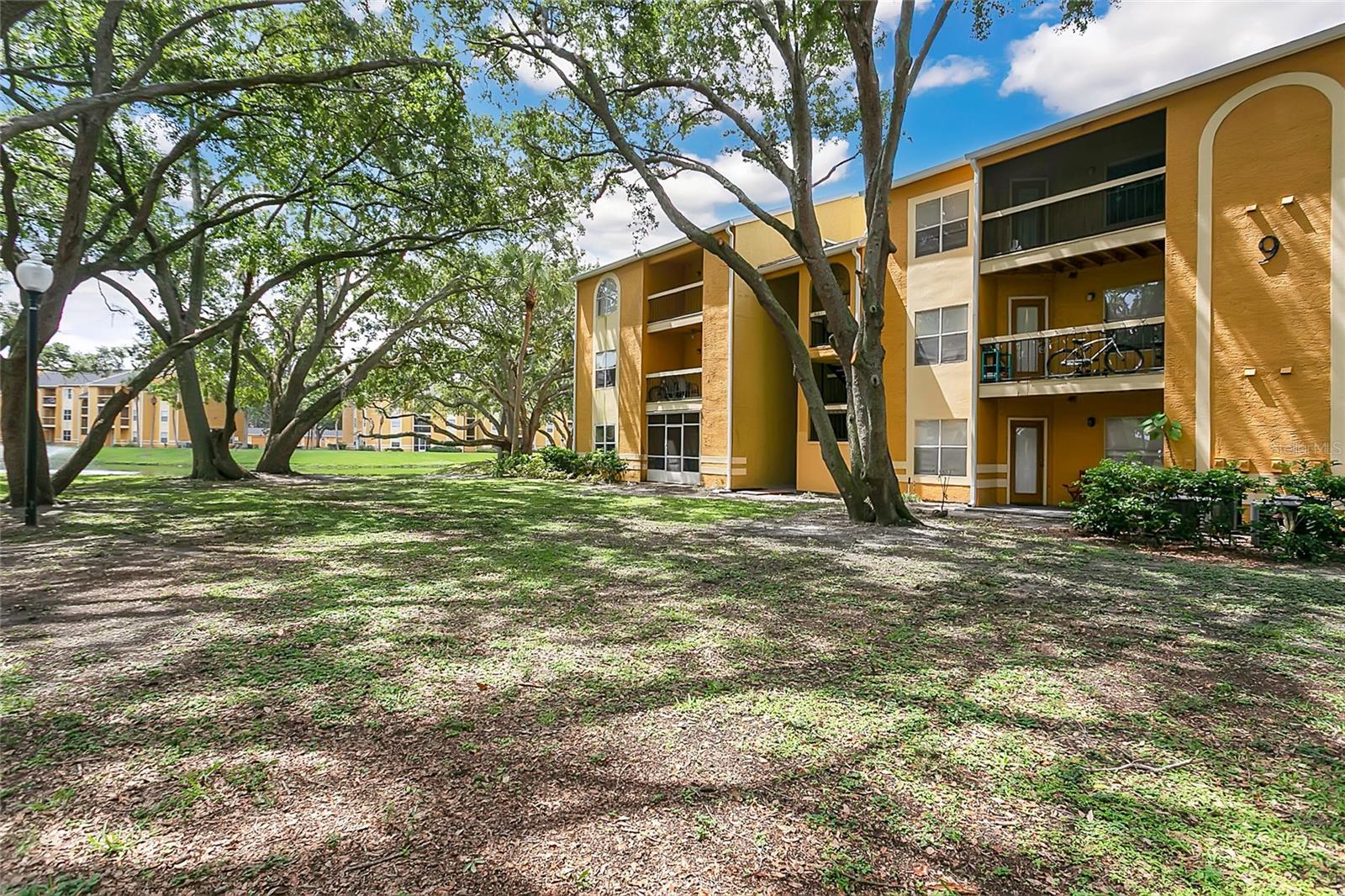 IMAGES CONDO - Residential
