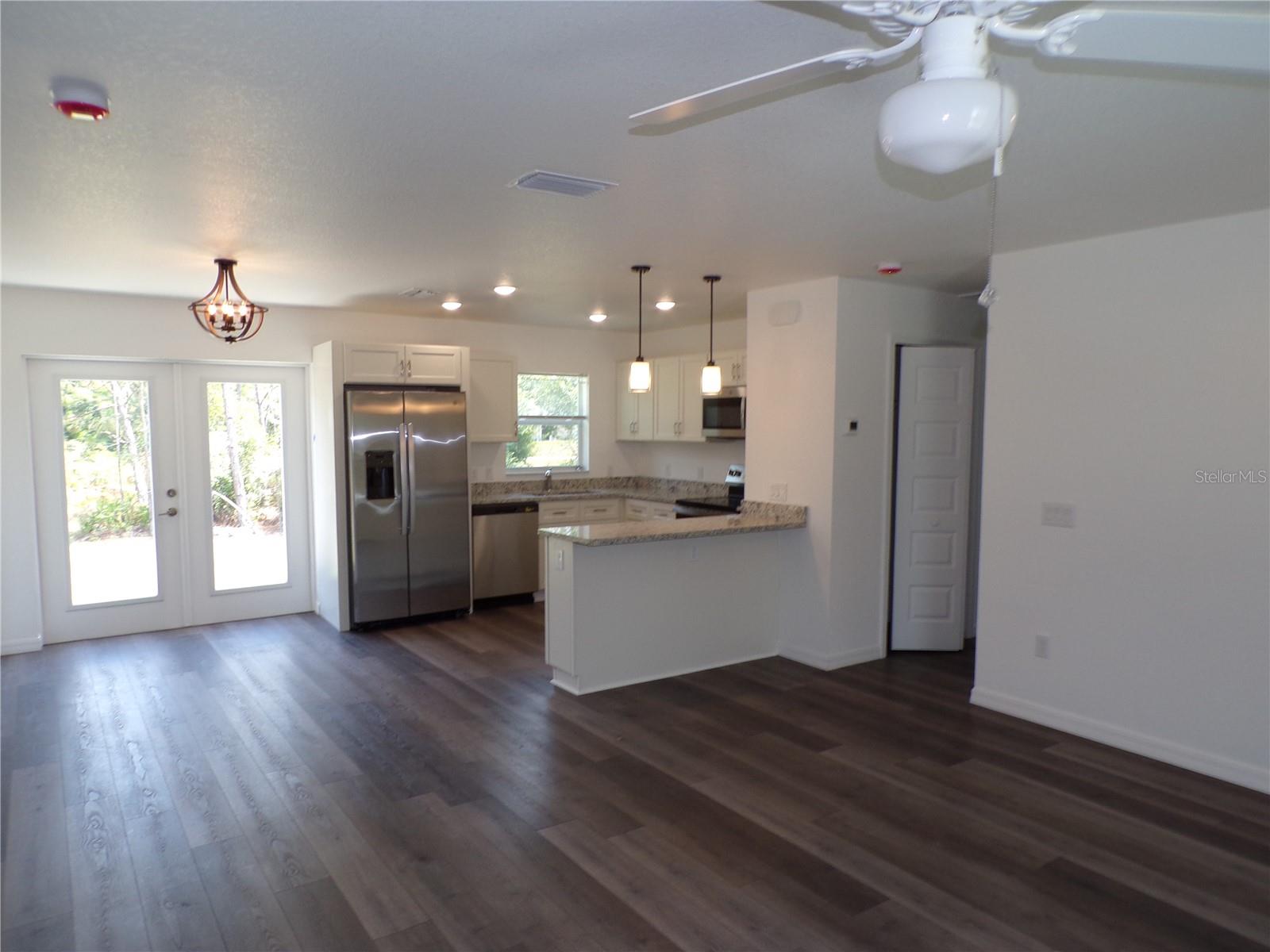 PEACE RIVER SHORES - Residential Lease