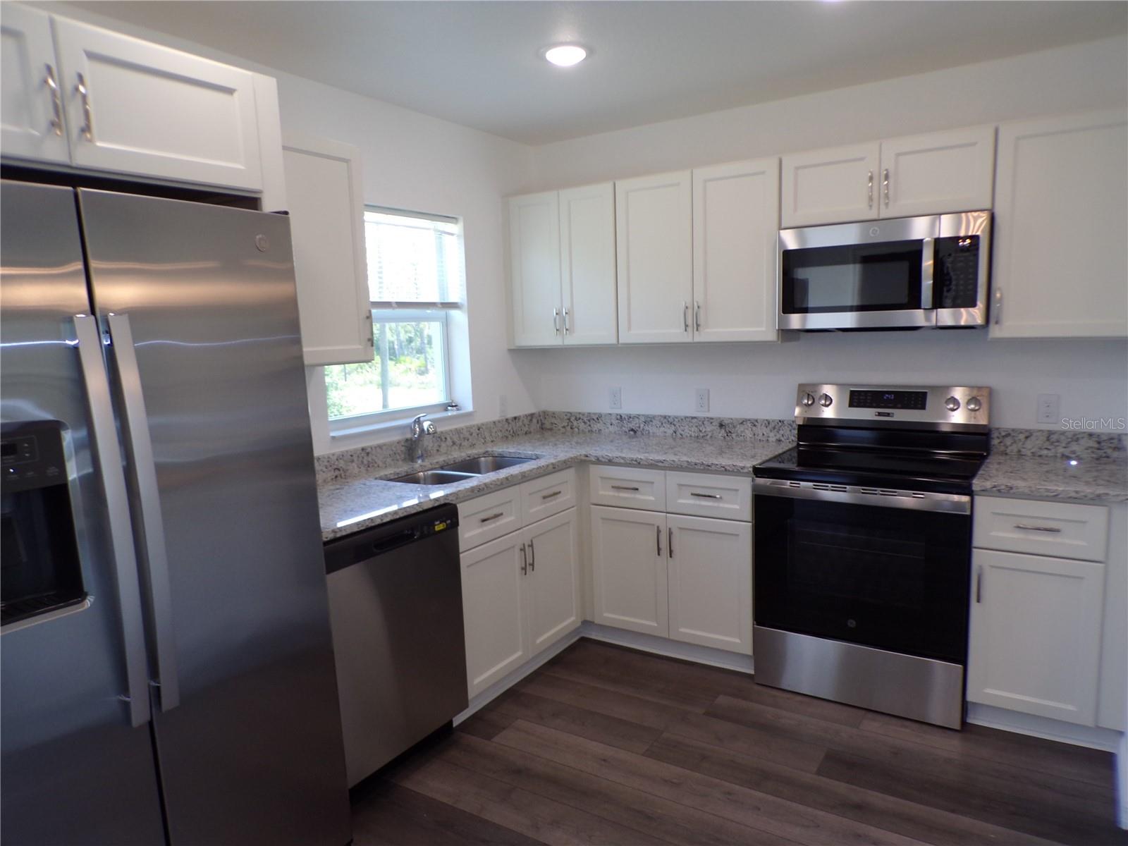 PEACE RIVER SHORES - Residential Lease