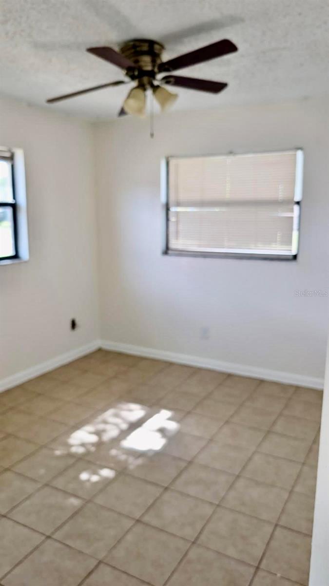 KINGS GRANT UNIT 02 - Residential