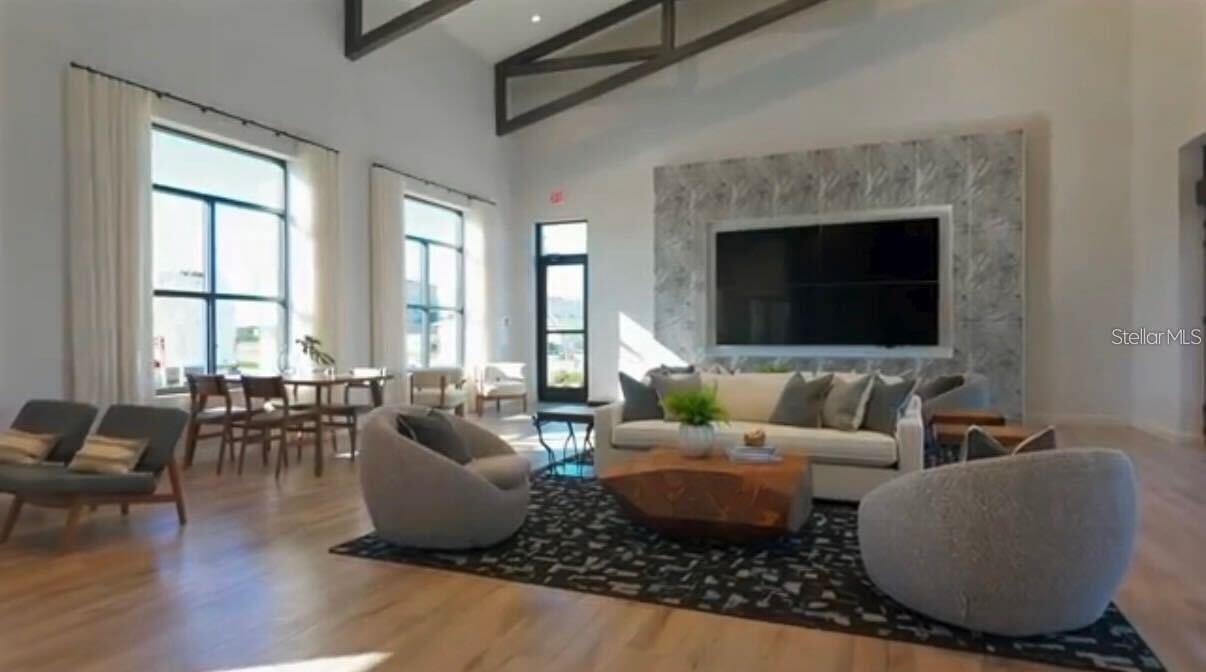 WELLNESS RDG PH 3 - Residential Lease