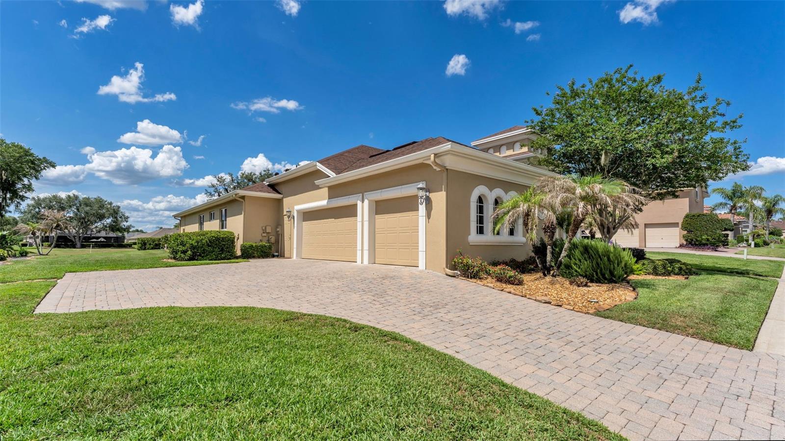 WHISPER WOODS AT EAGLEBROOKE - Residential