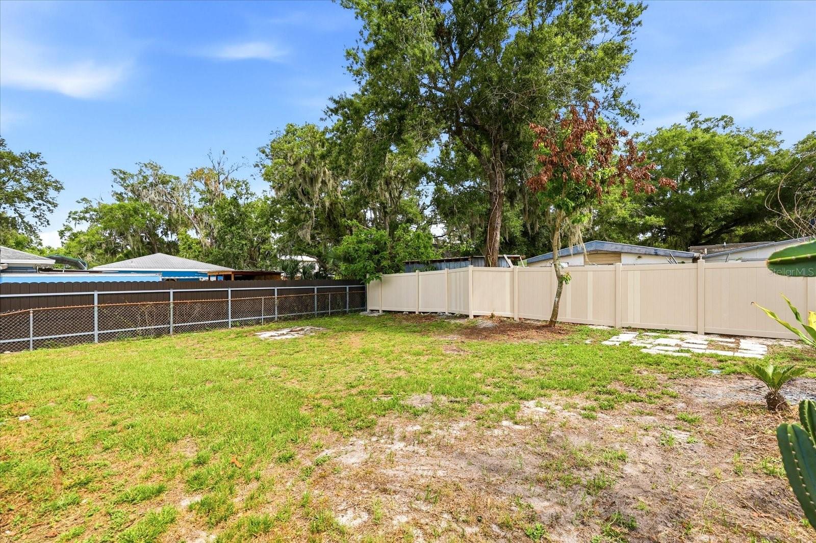 SEMINOLE LAKE ESTATES - Residential