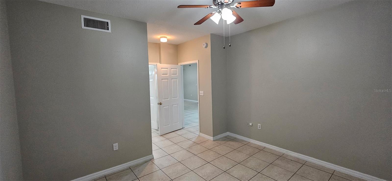 THE PINNACLE AT CARROLLWOOD A - Residential