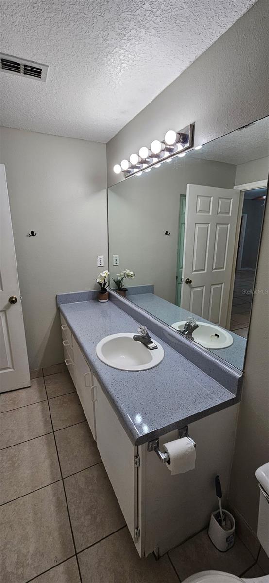 THE PINNACLE AT CARROLLWOOD A - Residential