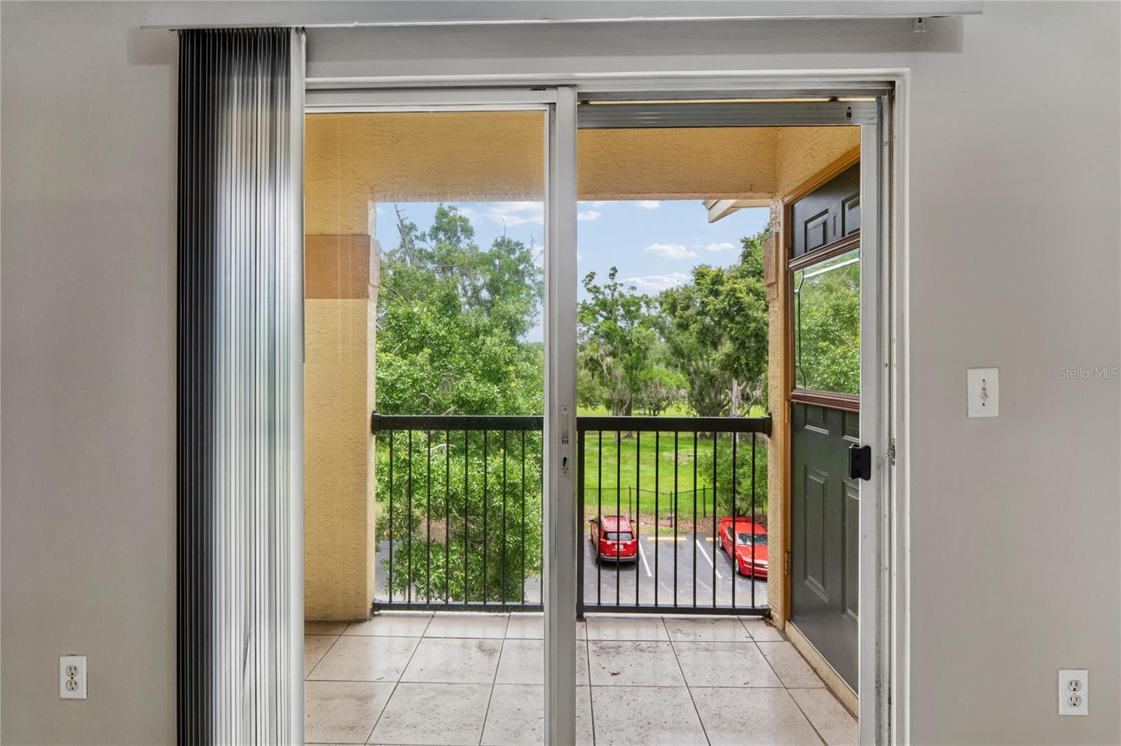 THE PINNACLE AT CARROLLWOOD A - Residential