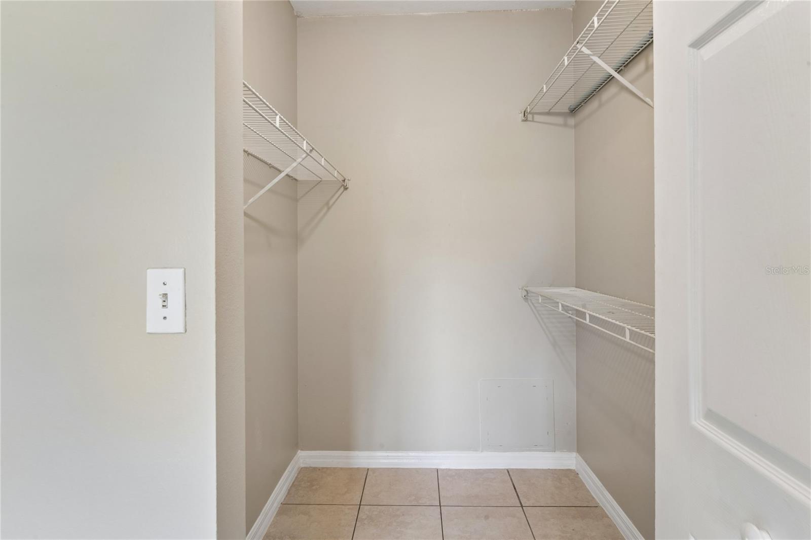 THE PINNACLE AT CARROLLWOOD A - Residential