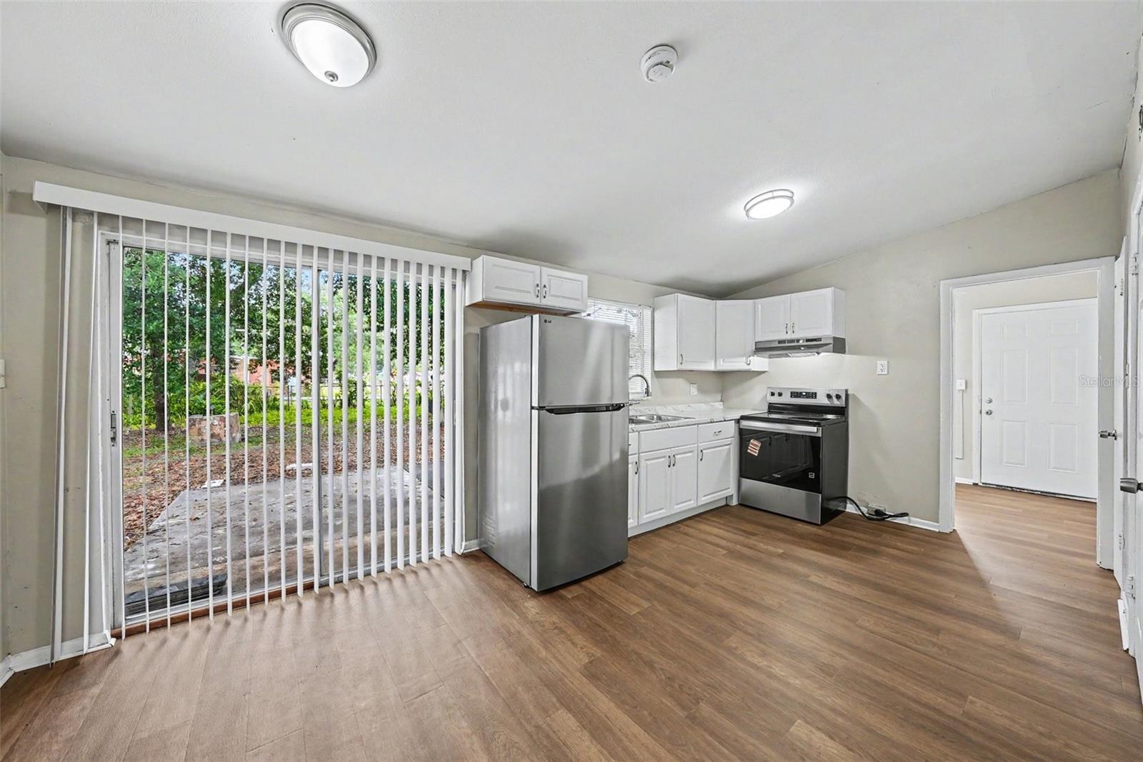 GEORGIA TERRACE - Residential Lease
